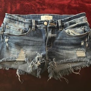 bke shorts women size 28 nothing wrong with them at all smoke free home